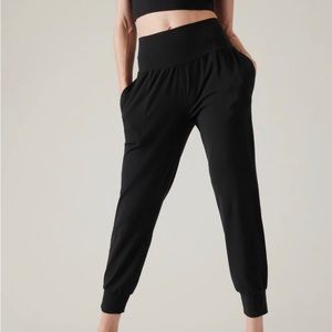 Athleta Salutation Ribbed Joggers NWT